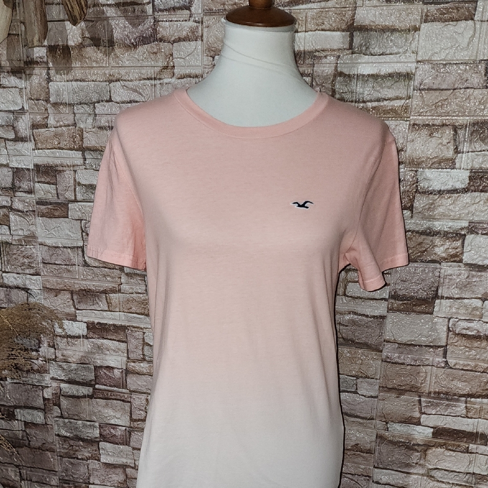 Hollister California Pink T-Shirt with Logo Brand New 100 % Cotton